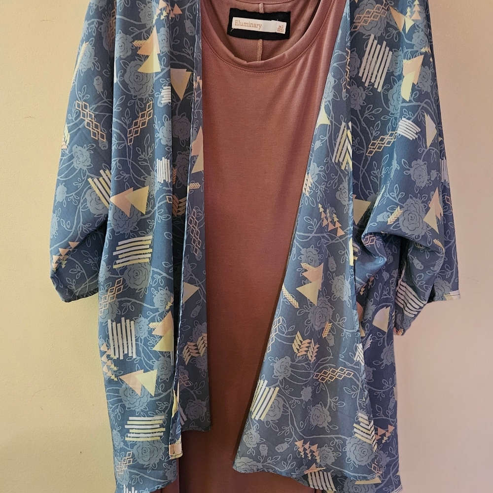Eluminate Swing Sleeveless Dress Paired with a LuLaRoe Lindsey Kimono..